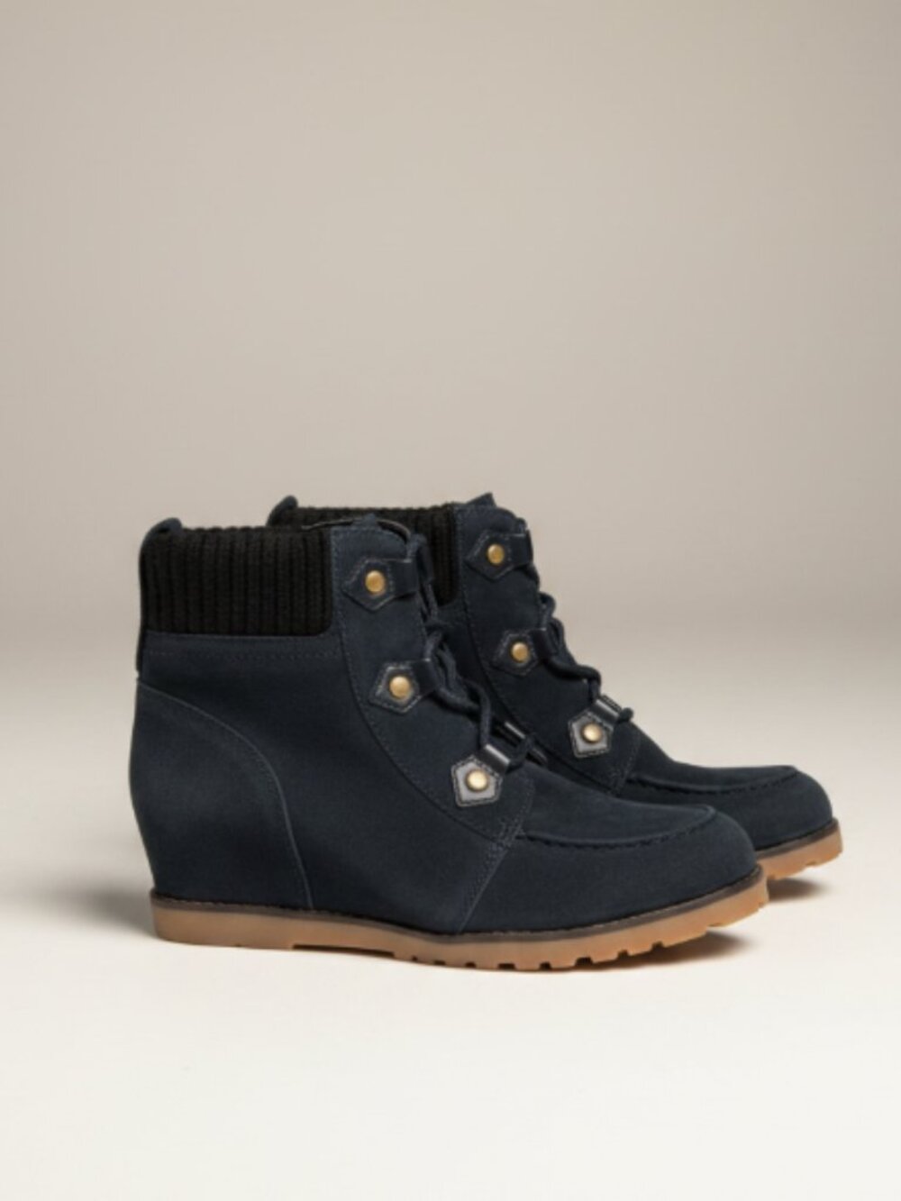 Tommy Hilfiger Serafin Hidden Wedge Hiking Boots Blue Suede Women’s 9M EUC